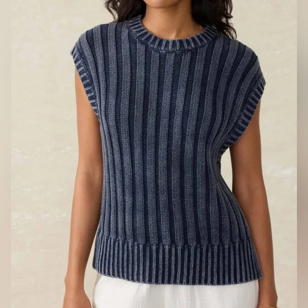 NWOT Faherty Sunwashed Organic Cotton Vest